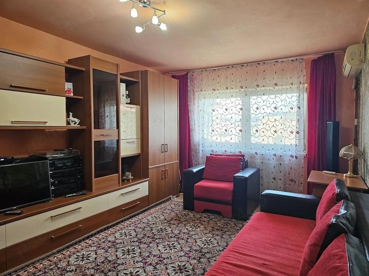 Apartament cu 3 camere decomandat în Ultracentral