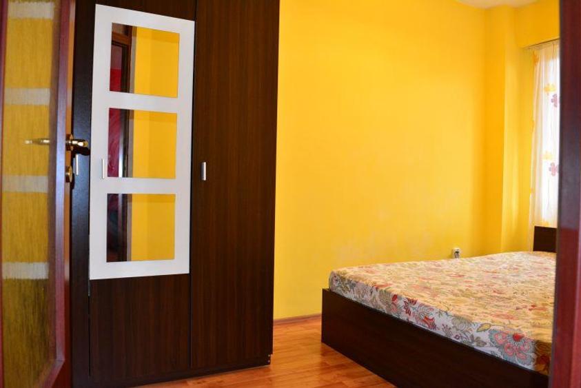 Apartament cu 3 camere decomandat, mobilat în Mărăști
