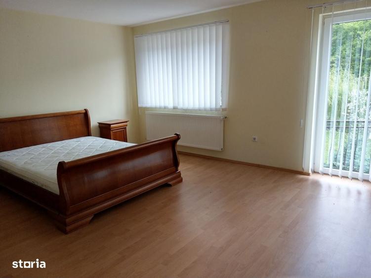 Casă cu 4 camere în Făget