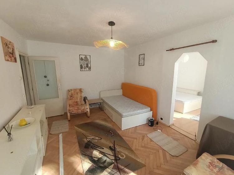 Sagului-Piata Doina,Cu Centrala Proprie,Bloc Izolat, Parter Inalt cu balcon,Liber, Merita Vazut !!! - 1