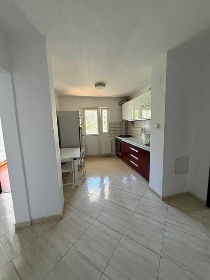 Apartament cu 3 camere semidecomandat în Nicolae Grigorescu