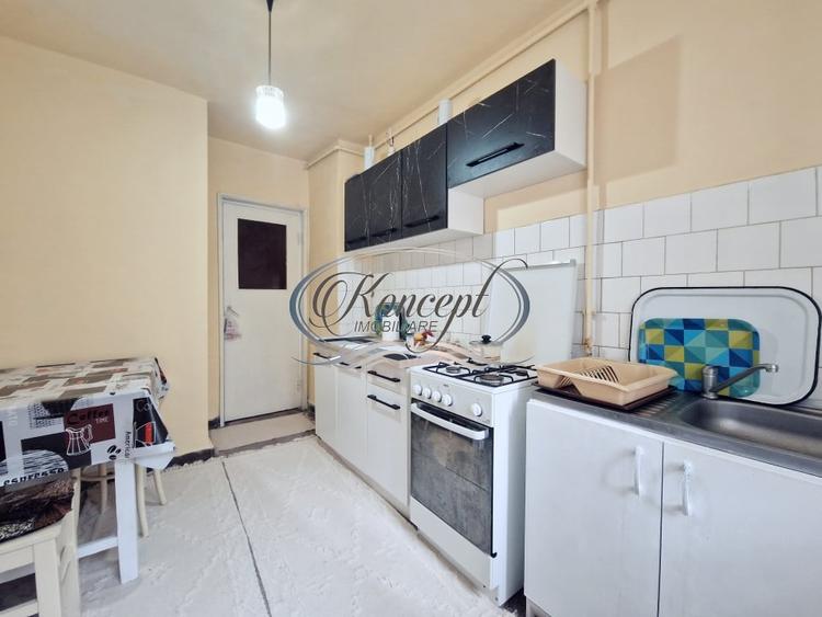 Apartament cu 4 camere semidecomandat, mobilat în Mănăștur