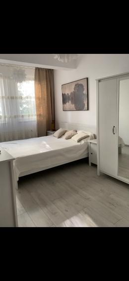 Apartament cu 2 camere decomandat, mobilat în Berceni