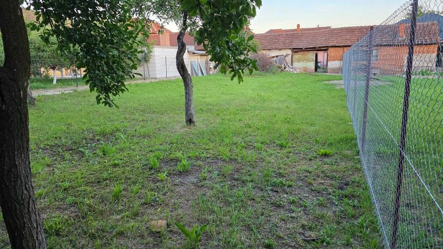Casă cu 2 camere în Central