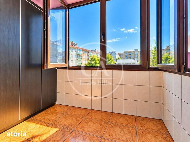 Apartament cu 3 camere decomandat în Sântandrei