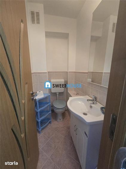 Apartament cu 3 camere decomandat în Central