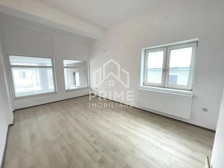 Spațiu comercial, de 118 mp, în Pianu