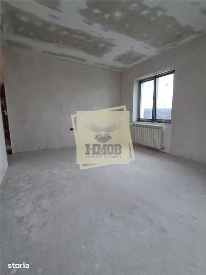 Casă cu 5 camere cu Teren 482 Mp în Șura Mică