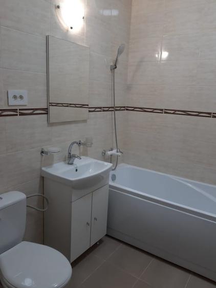 Apartament cu 2 camere decomandat, mobilat în Tomis Nord