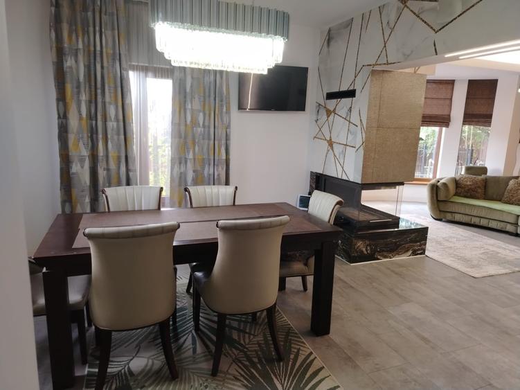 Casă cu 5 camere cu Teren 800 Mp în Periferie