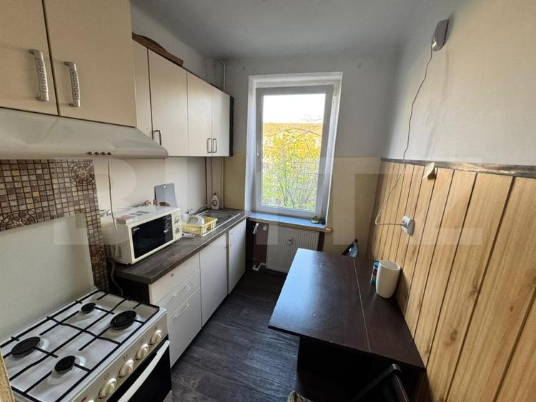 Apartament cu 2 camere semidecomandat, mobilat în Ultracentral