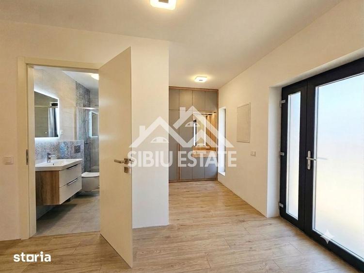 Casă cu 4 camere cu Teren 500 Mp în Central