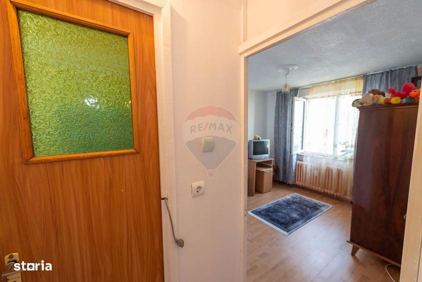 Apartament cu 3 camere decomandat, mobilat în Nicolae Grigorescu