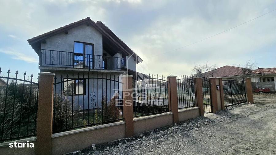 Casă cu 4 camere cu Teren 500 Mp în Șag