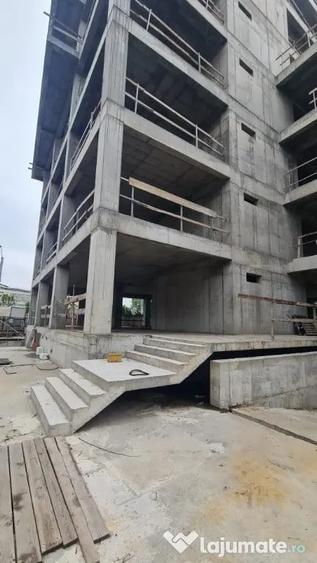 Spațiu comercial, de 5,790 mp, în Basarab