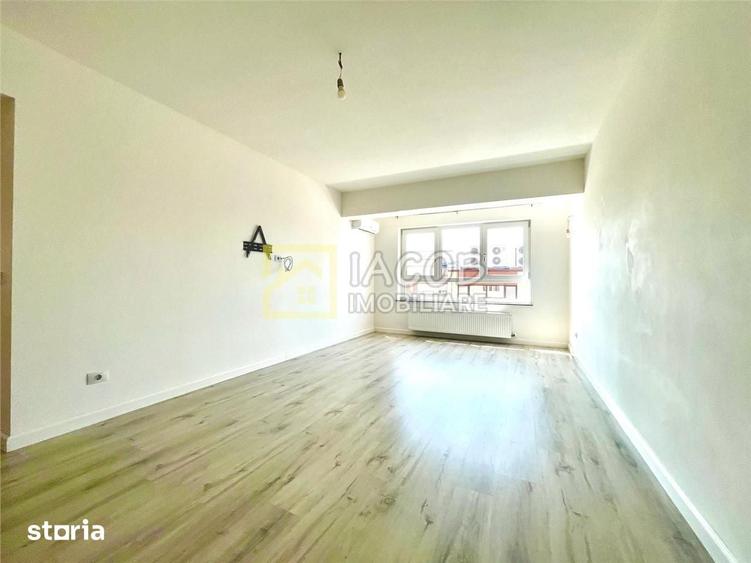 Apartament cu 3 camere semidecomandat în Mioriței