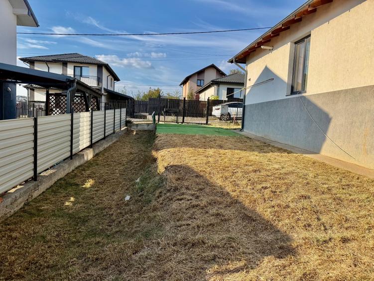 Casă cu 3 camere cu Teren 404 Mp în Miroslava