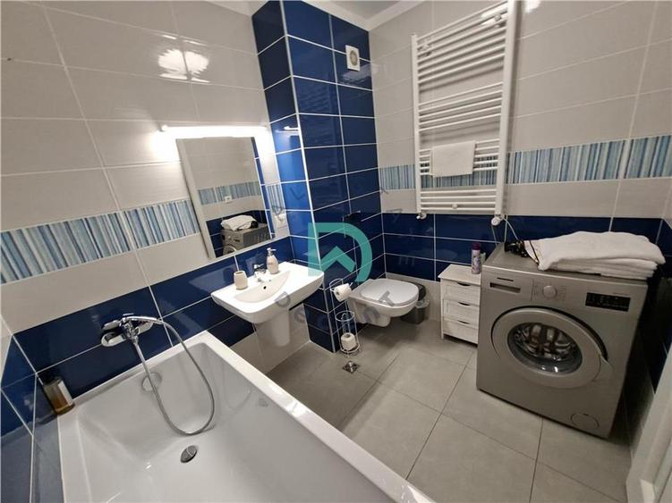 Apartament cu 2 camere decomandat în Tractorul
