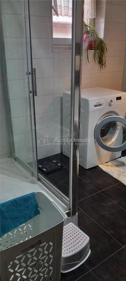 Casă cu 5 camere cu Teren 700 Mp în Străulești