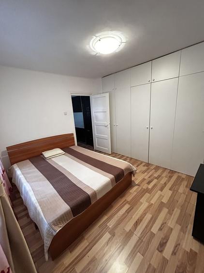 PERSOANA FIZICA Inchiriez apartament 2 camere zona CENTRU / THE OFFICE/ Piata Mihai Viteazu - 7