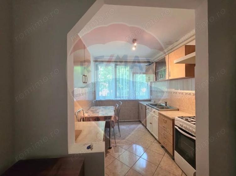 Apartament cu 2 camere semidecomandat în Cornișa