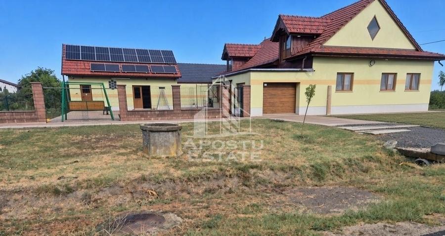 Casă individuală cu 5 camere cu Canalizare în Iecea Mică