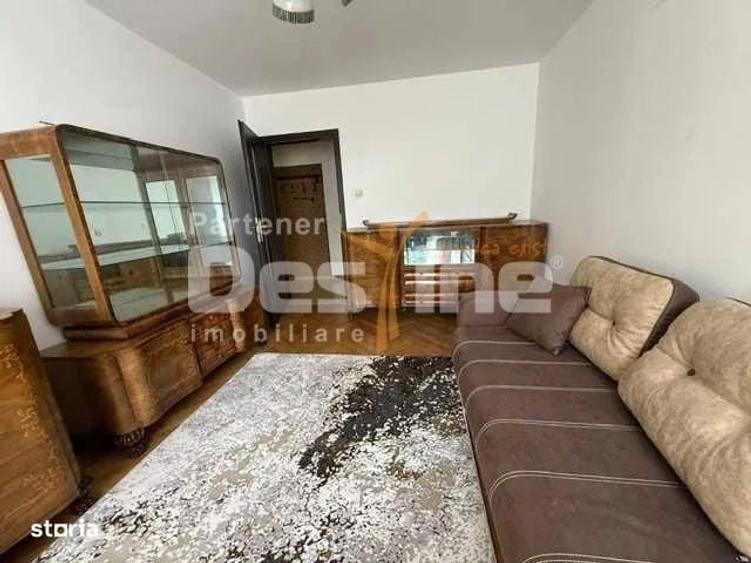 Apartament cu 3 camere în Astra