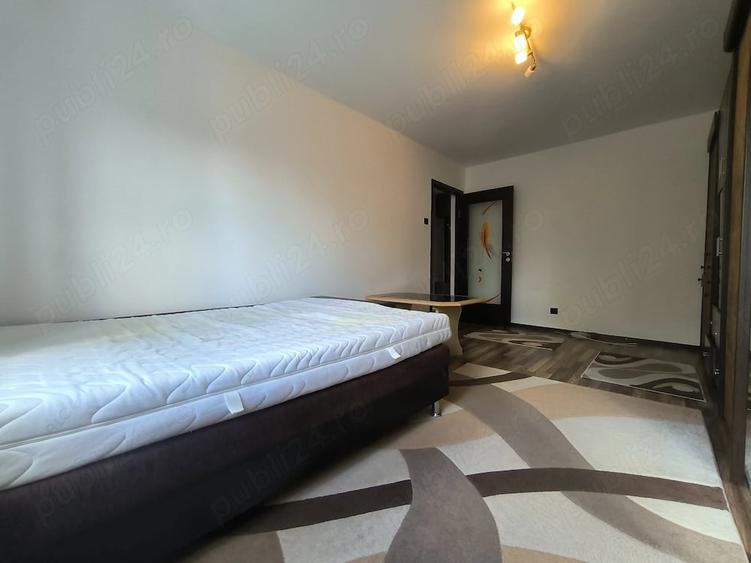 Apartament cu 2 camere decomandat în Confecții