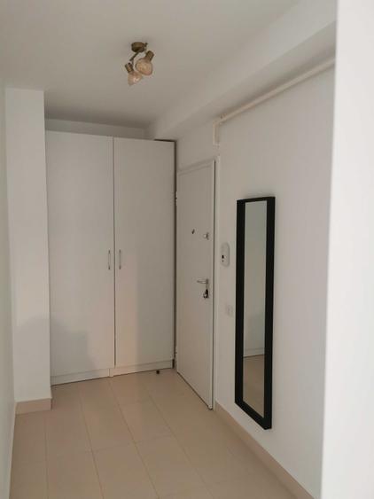 Apartament cu 2 camere decomandat în Titan
