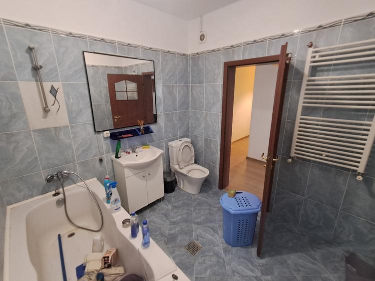 Apartament cu 2 camere decomandat în Bragadiru