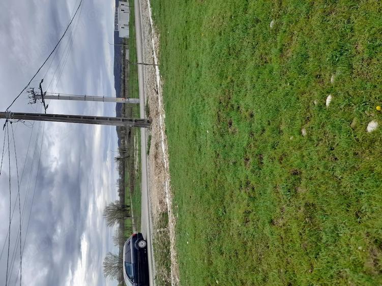 Teren de 834 mp, în Ceauru