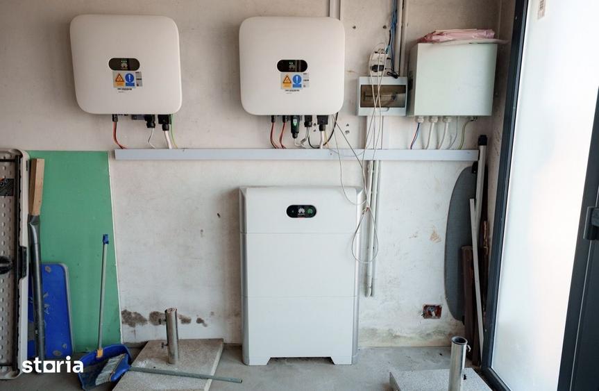 Casă cu 6 camere cu Teren 3700 Mp în Central