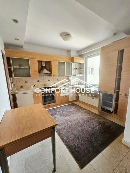 Apartament cu 3 camere decomandat, mobilat în Primăverii
