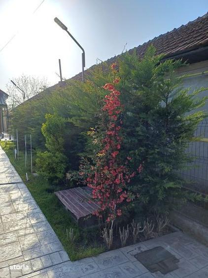 Casă cu 4 camere cu Teren 150 Mp în Central