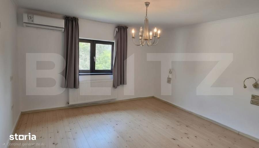 Casă cu 4 camere cu Teren 658 Mp în Central