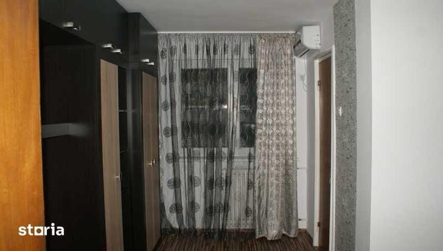 Garsonieră în Titan