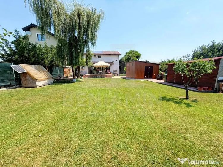 Casă cu 4 camere cu Teren 1000 Mp în Cârcea