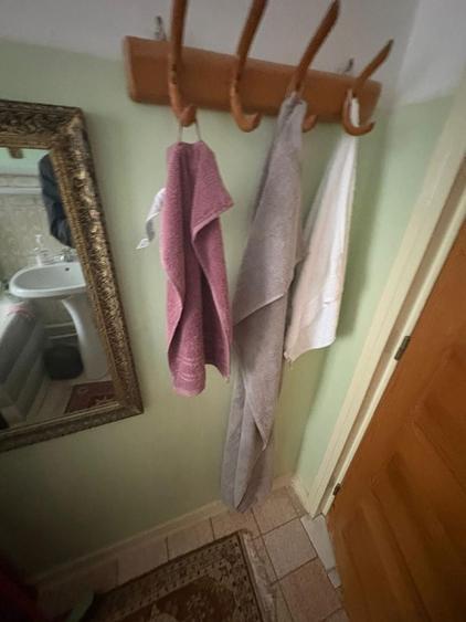 Apartament cu 3 camere semidecomandat în Lucăcești