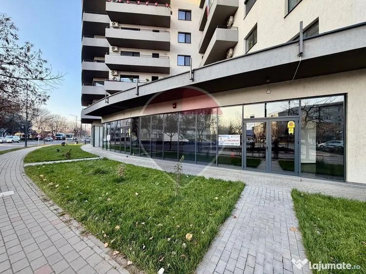 Spațiu comercial, de 270 mp, în Nord