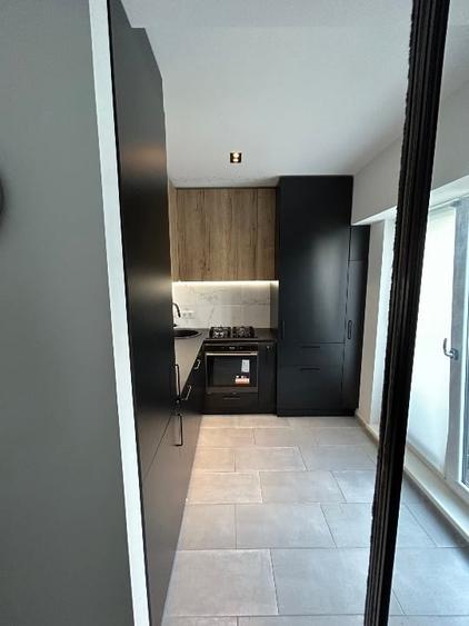 Apartament cu 3 camere decomandat, mobilat în Aviației