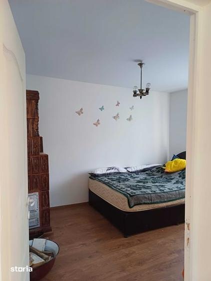 Casă cu 4 camere cu Teren 80 Mp în Titan