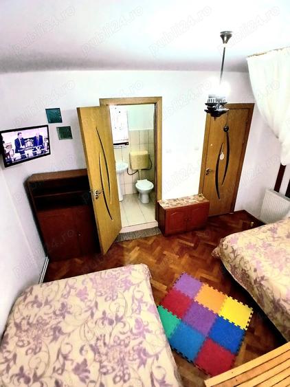 Apartament cu 5 camere decomandat în Central