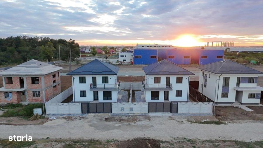 Casă cu 4 camere cu Teren 250 Mp în Central