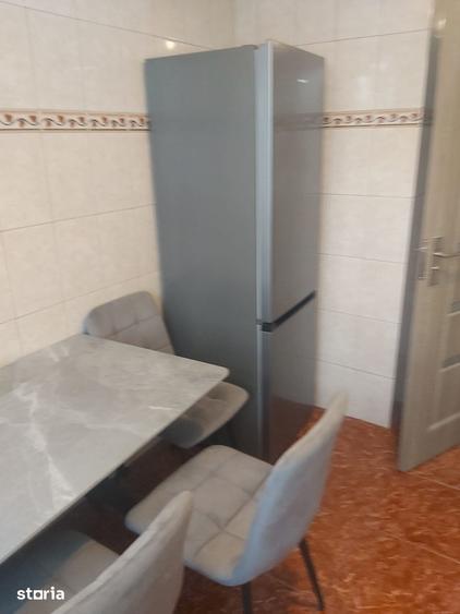 1 decembrie 1 minut metrou loc parcare inclus 2 gr sanitare 2balcoane - 8
