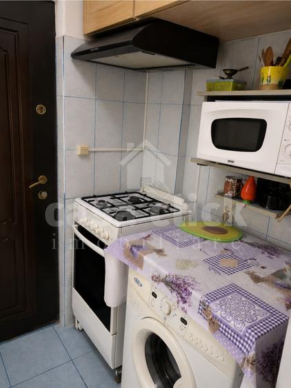 Garsonieră semidecomandată în Micro 21