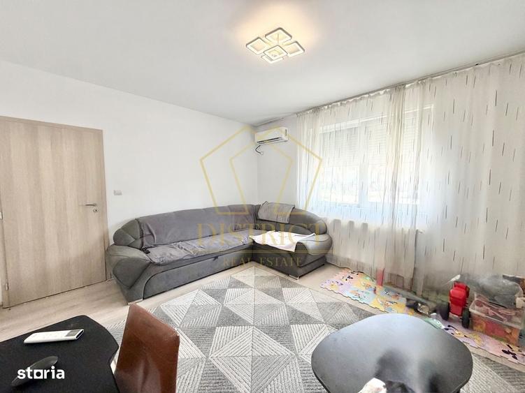 Apartament cu 2 camere decomandat în Central