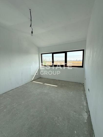Duplex cu 5 camere cu Canalizare în Moșnița Nouă