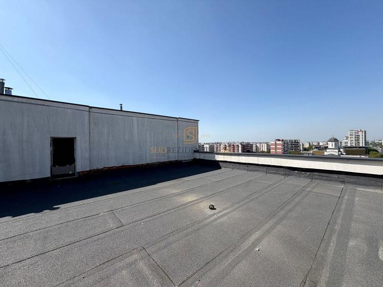 Apartament cu 5 camere decomandat în 13 Septembrie