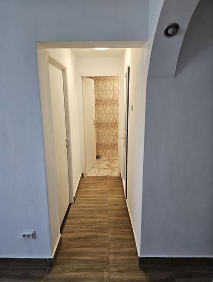 Apartament cu 2 camere decomandat în Ferentari