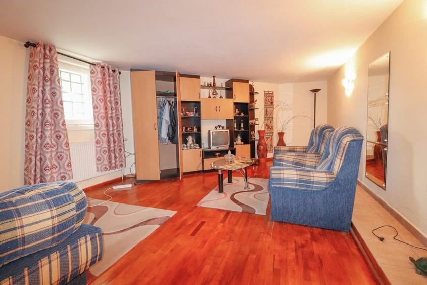 Apartament cu 2 camere semidecomandat în Furnica